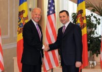 http://forummamici.ro/comunitate/uploads/thumbs/25769_biden-filat.jpg